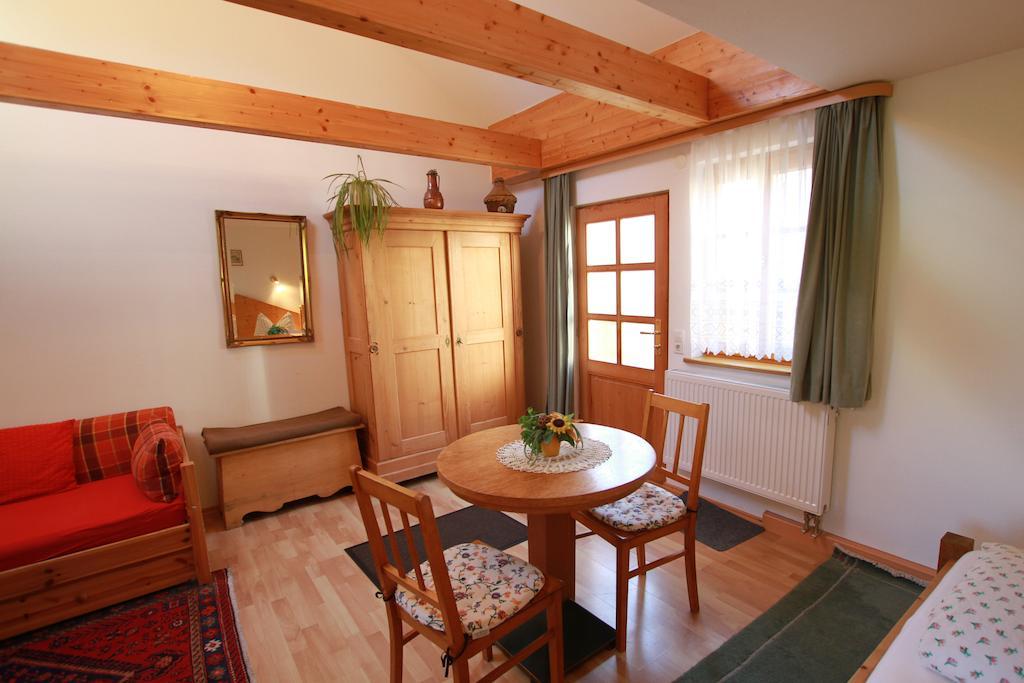 Gaestehaus Pfefferle Hotel Garni Und Ferienwohnungen Сигмаринген Екстериор снимка