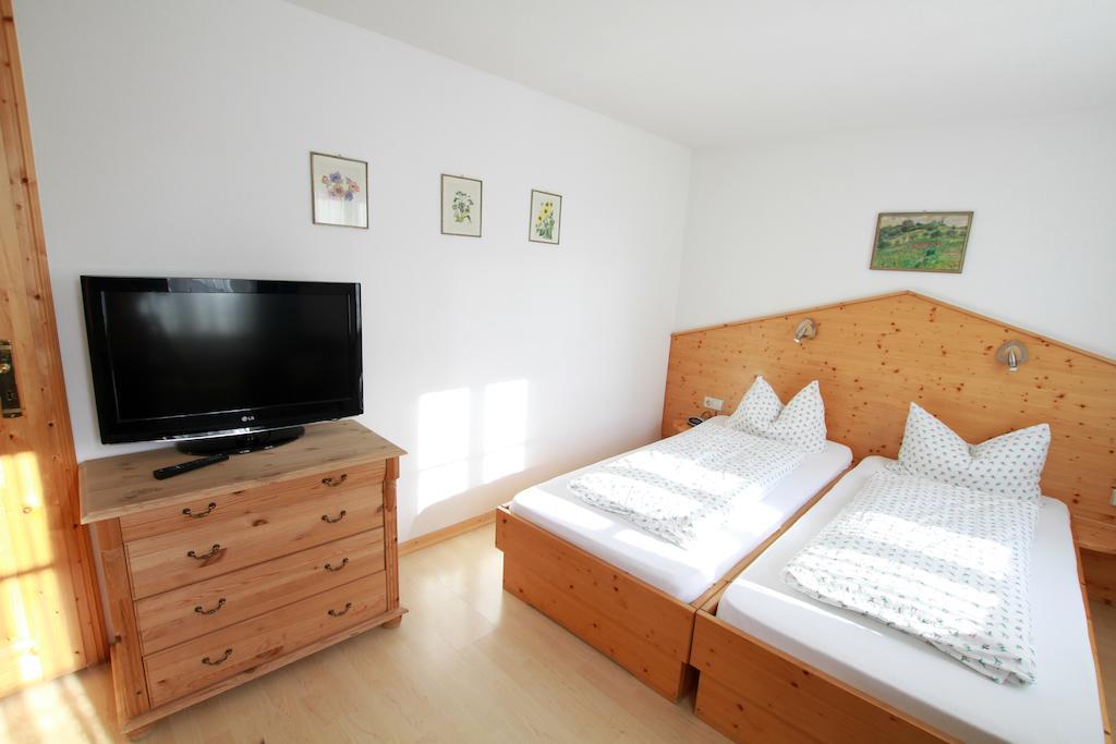 Gaestehaus Pfefferle Hotel Garni Und Ferienwohnungen Сигмаринген Екстериор снимка